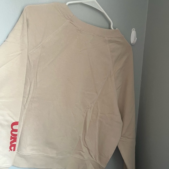 Wildfox Beige Sweatshirt with Polar Bear Design - Picture 2 of 4